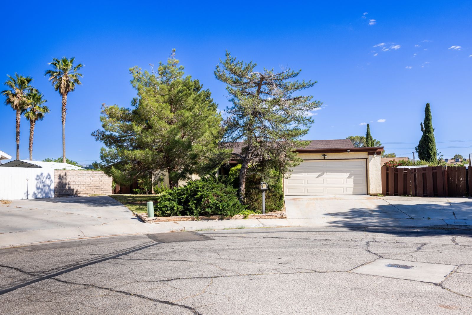 505 Tumbleweed Circle Ridgecrest, CA 93555 - Photo 2 of 39