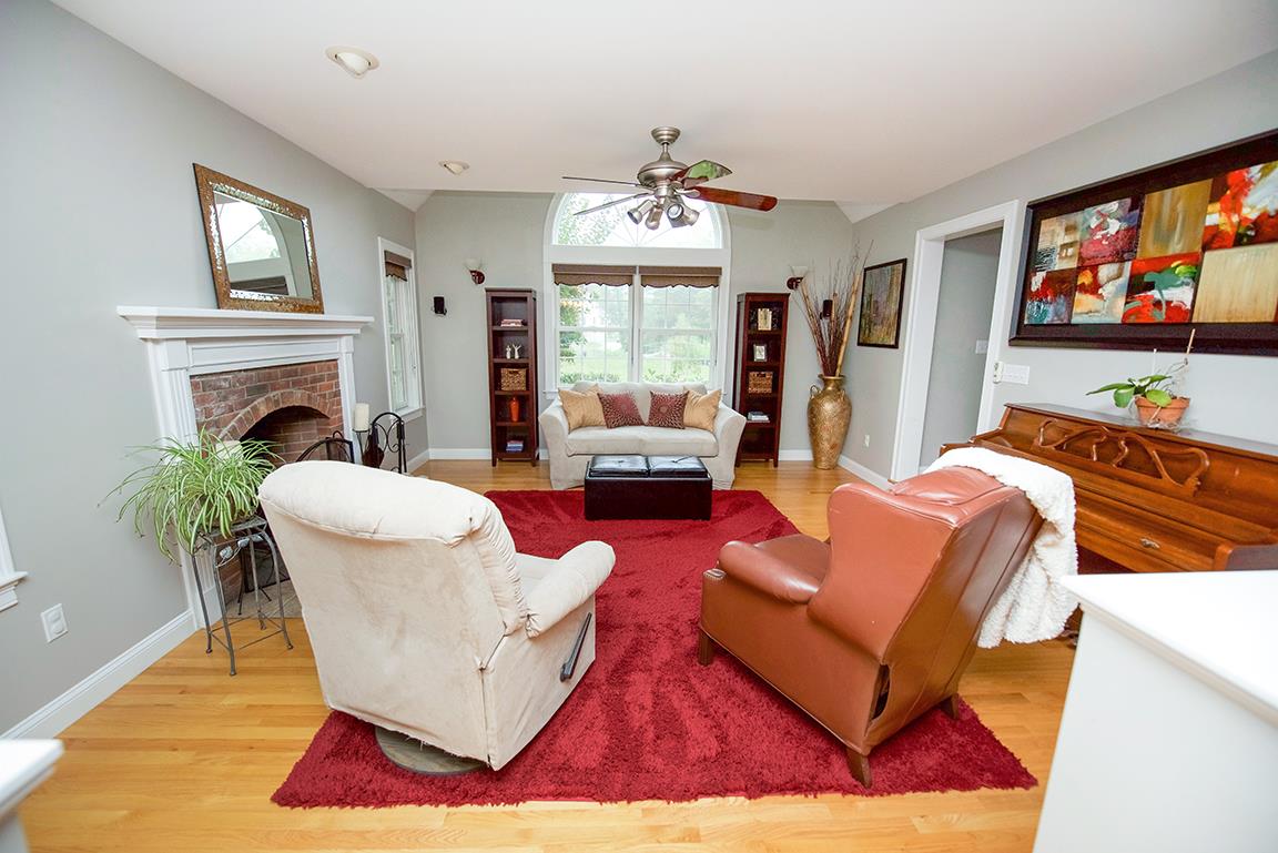 42 McIntosh Road Danville, NH 03819 - Photo 14 of 40