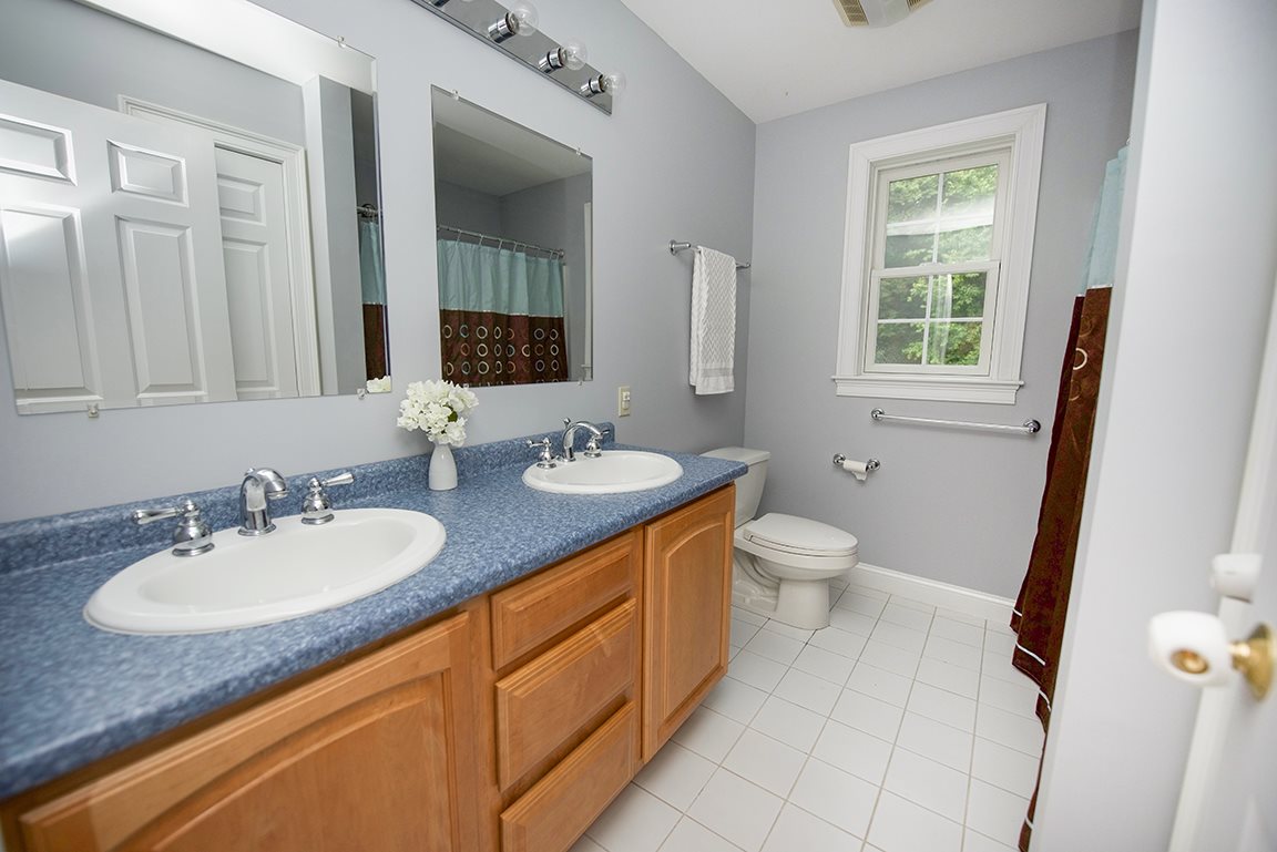 42 McIntosh Road Danville, NH 03819 - Photo 36 of 40