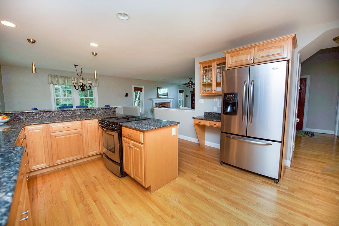 42 McIntosh Road Danville, NH 03819 - Photo 5 of 40