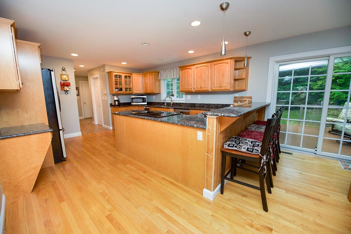 42 McIntosh Road Danville, NH 03819 - Photo 8 of 40