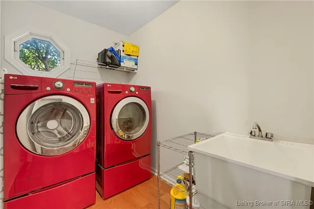 $529,900 | 2404 Plum Woods Drive, Sellersburg, IN 47172