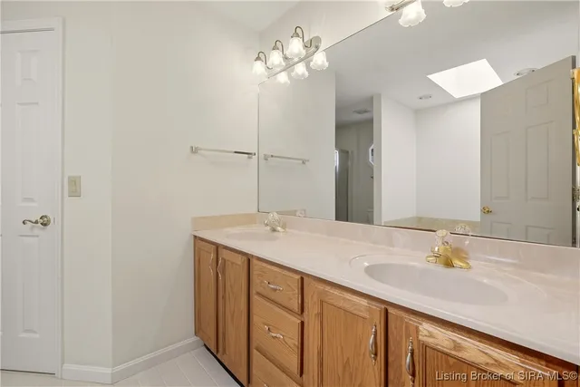 $529,900 | 2404 Plum Woods Drive, Sellersburg, IN 47172