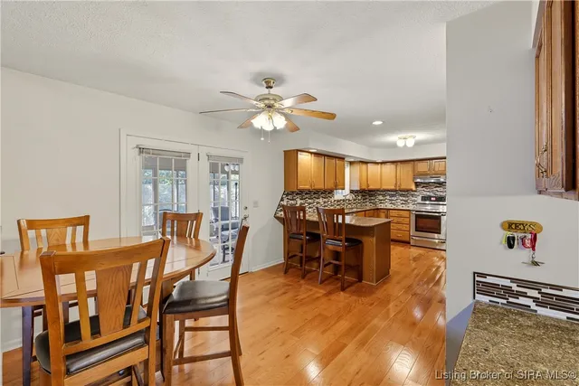 $529,900 | 2404 Plum Woods Drive, Sellersburg, IN 47172