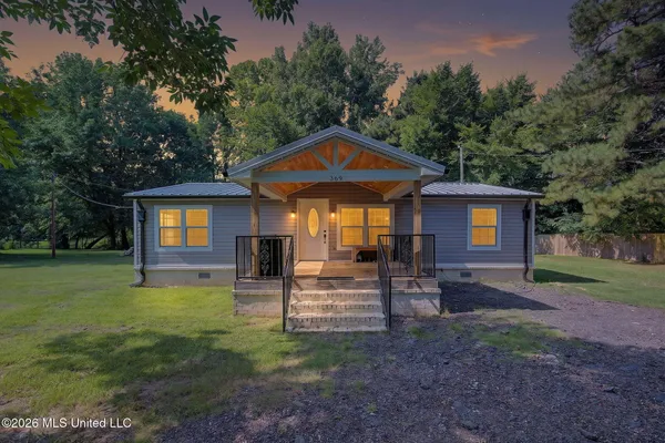 $245,000 | 369 Meadow View Circle, Byhalia, MS 38611