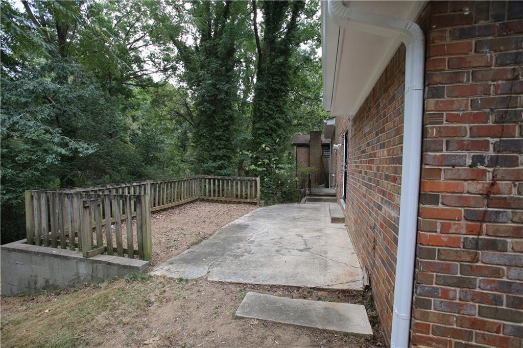 3093 Thrasher Circle Decatur, GA 30032 - Photo 7 of 42 Gallery Image 7