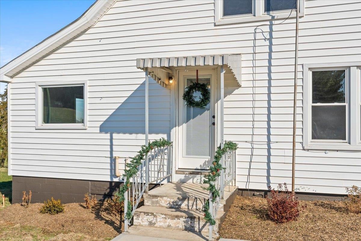 1918 Lacey Spring Road Broadway, VA 22815 - Photo 4 of 41 Gallery Image 4