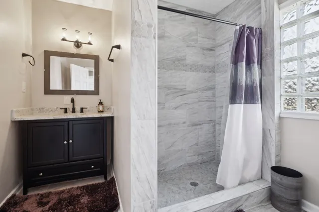 $549,900 | 5006 Bonnaside Drive, Hermitage, TN 37076