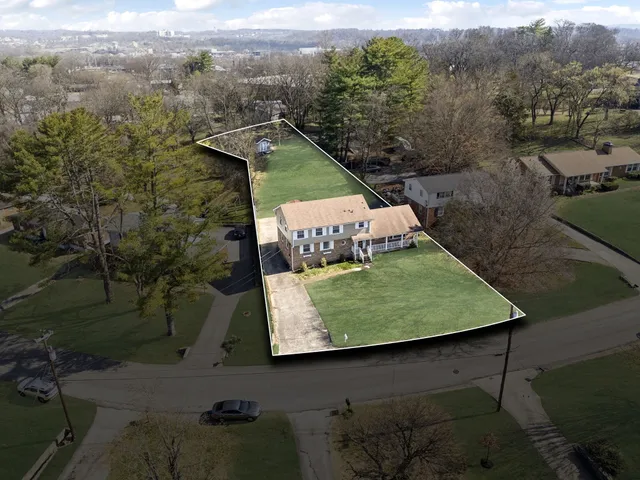 $549,900 | 5006 Bonnaside Drive, Hermitage, TN 37076