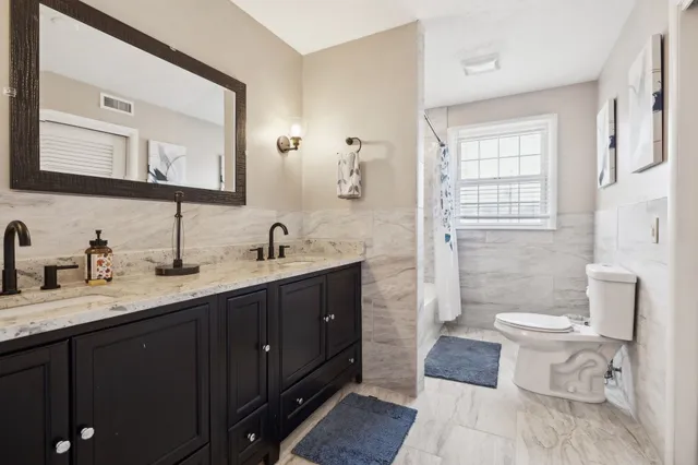 $549,900 | 5006 Bonnaside Drive, Hermitage, TN 37076