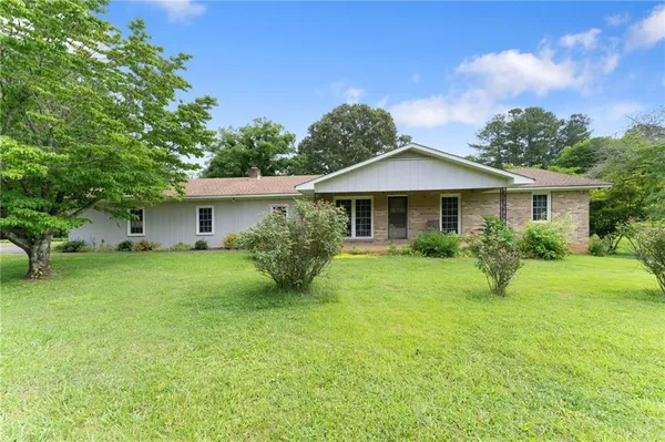 $450,000 | 34 Oakmont Drive, Jasper, GA 30143