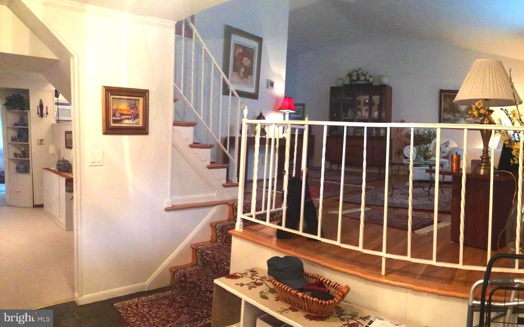2301 Foxley Road Lutherville-Timonium, MD 21093 - Photo 10 of 21 Interior (General)