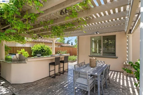 $3,488,800 | 387 Golden Grass Drive, Alamo, CA 94507