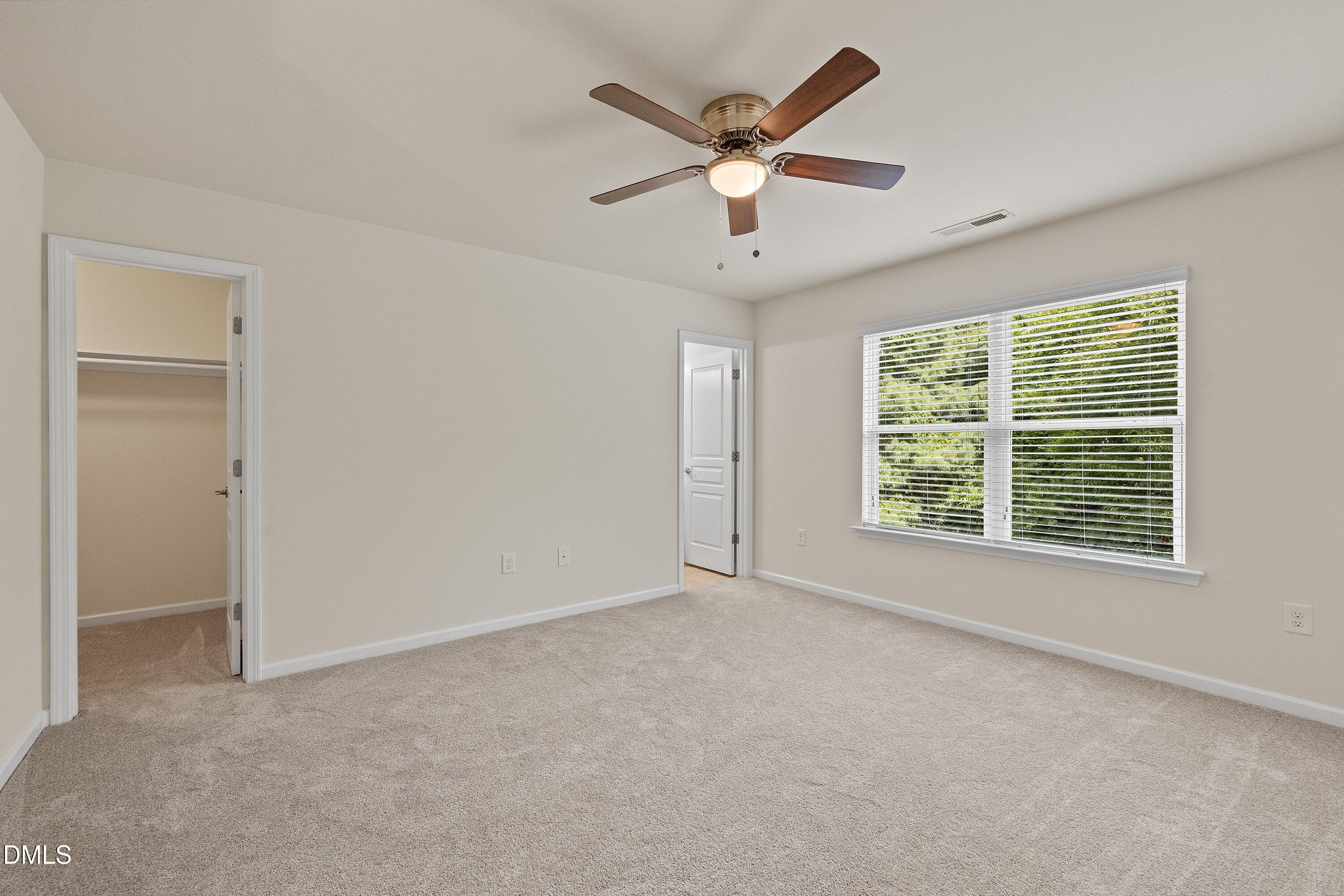2926 Berkeley Springs Place Raleigh, NC 27616 - Photo 18 of 34 19-2926 Berkeley_3458