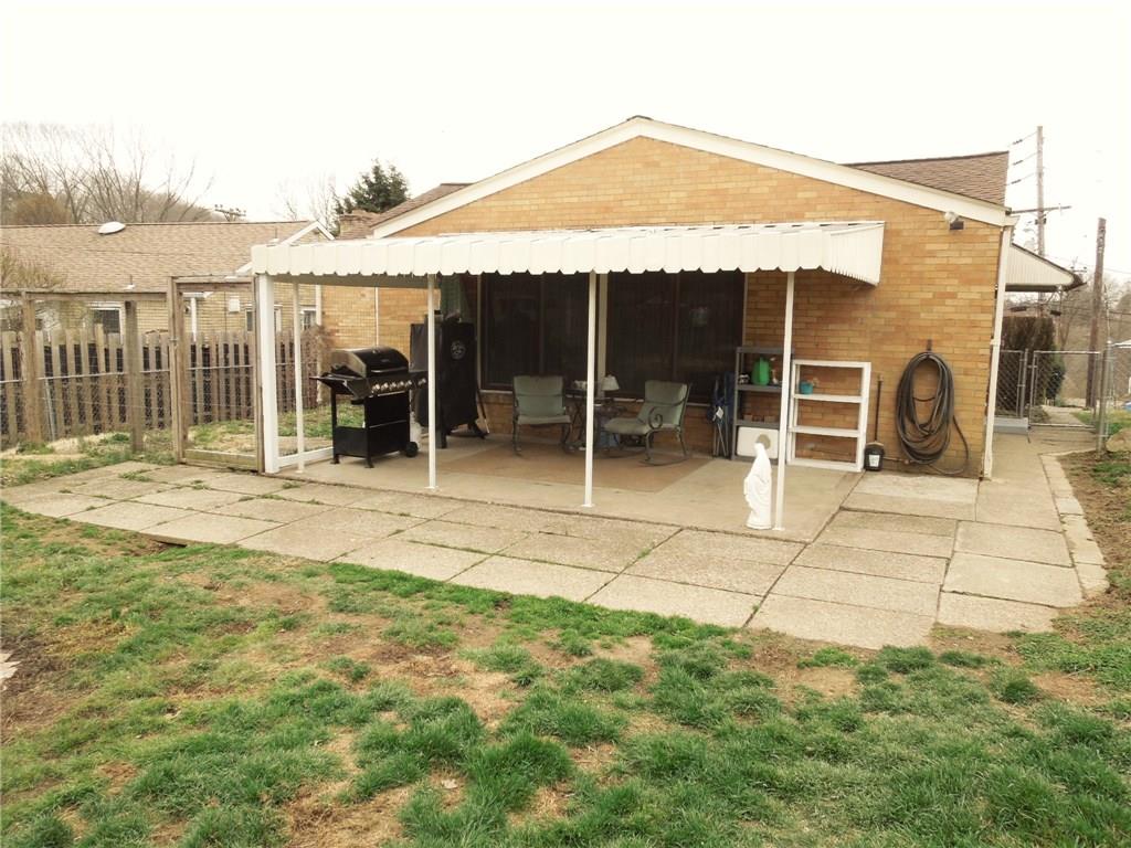 2043 Borland Road Pittsburgh, PA 15243 - Photo 24 of 24 Covered rear patio built off of the family room addition.