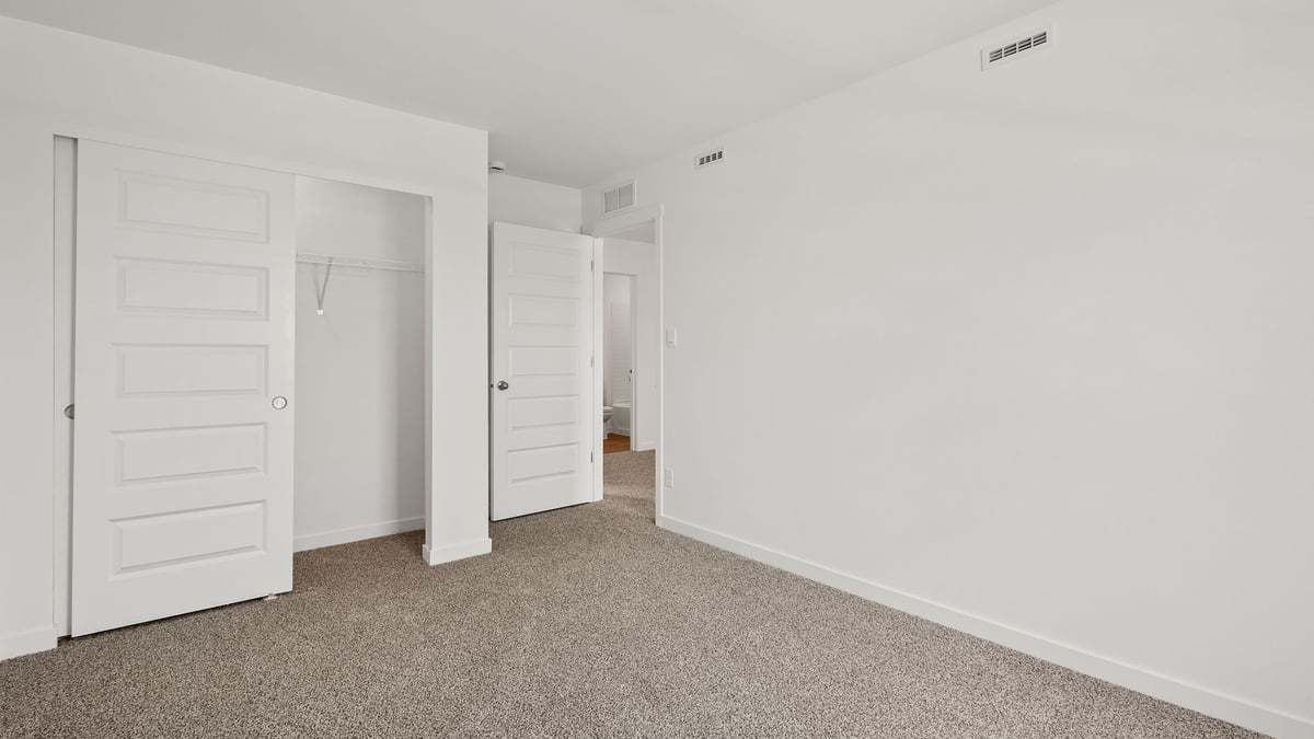 602 Adirondack Court Joliet, IL 60421 - Photo 10 of 33