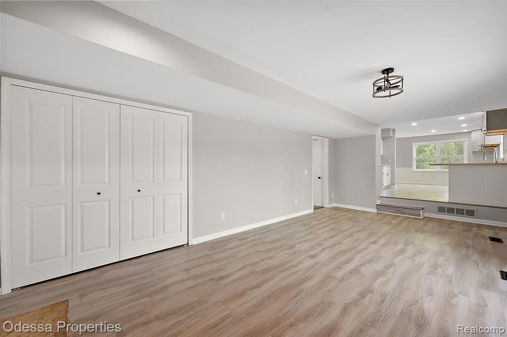 1442 Riley Center Road Memphis, MI 48041 - Photo 26 of 62