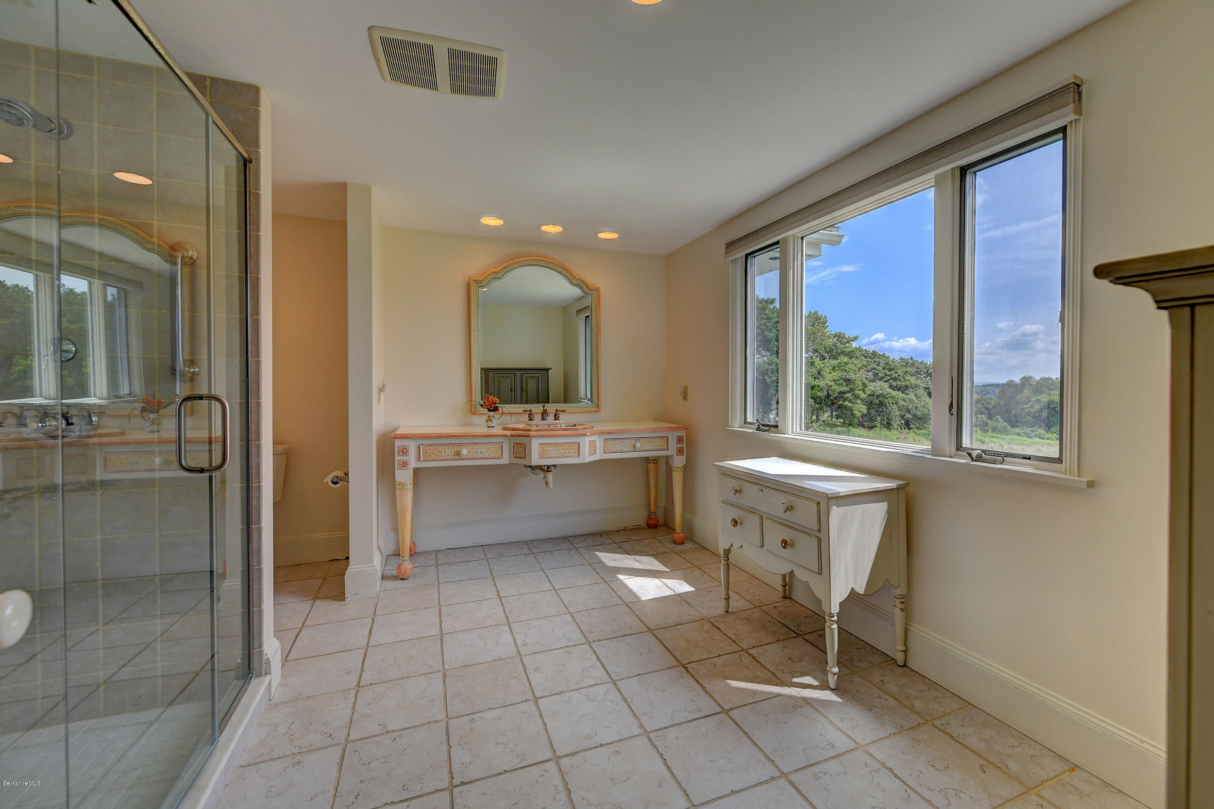 123 State Road Richmond, MA 01201 - Photo 19 of 32 a bathroom with a sink a toilet and a bathtub