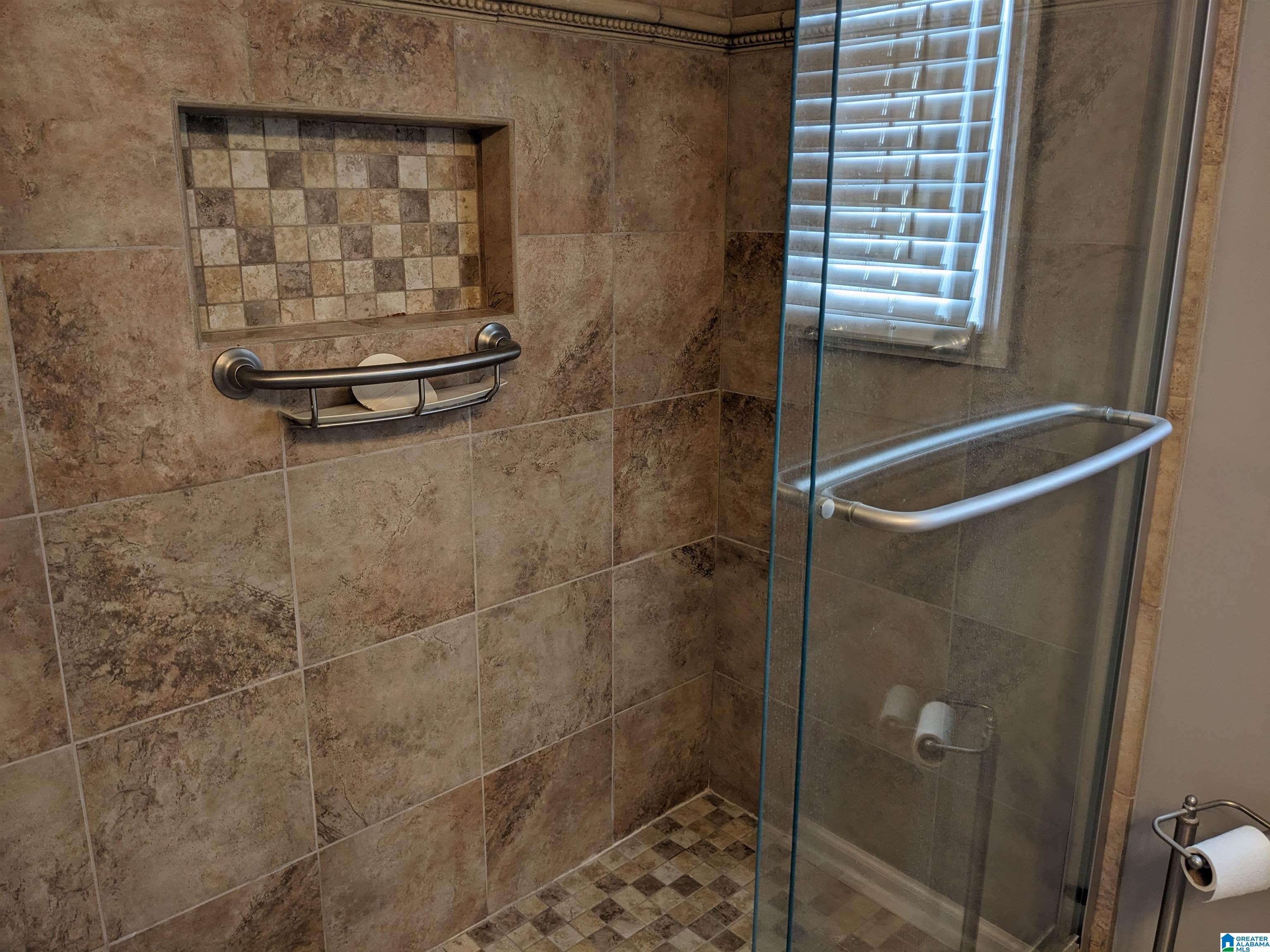 705 Chestnut Street Oneonta, AL 35121 - Photo 14 of 26
