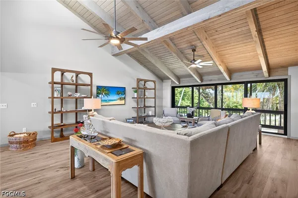 $4,895,000 | 3777 West Gulf Drive, Sanibel, FL 33957