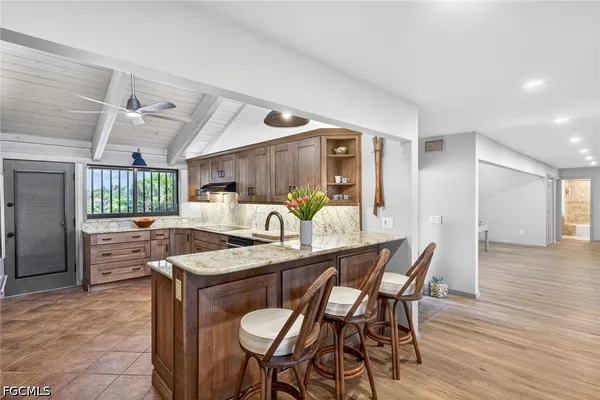 $4,895,000 | 3777 West Gulf Drive, Sanibel, FL 33957
