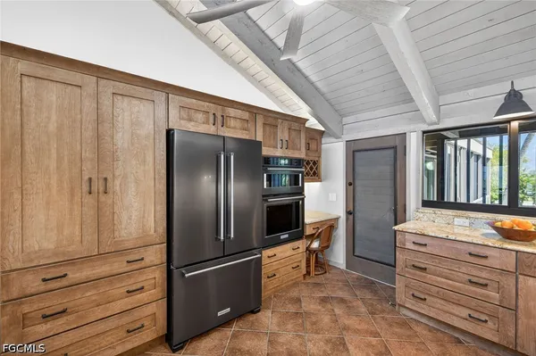 $4,895,000 | 3777 West Gulf Drive, Sanibel, FL 33957