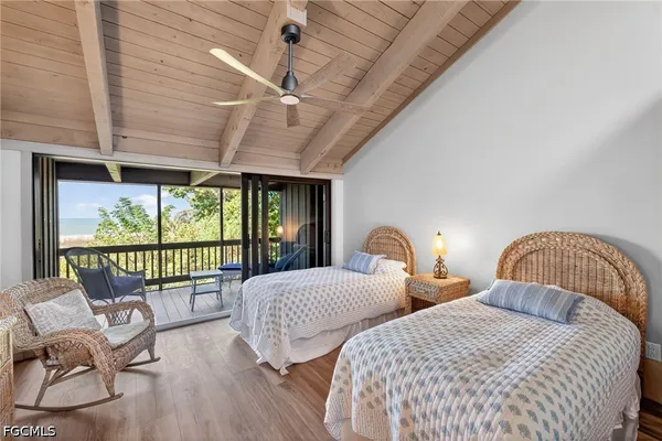 $4,895,000 | 3777 West Gulf Drive, Sanibel, FL 33957
