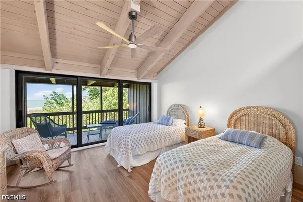 $4,895,000 | 3777 West Gulf Drive, Sanibel, FL 33957