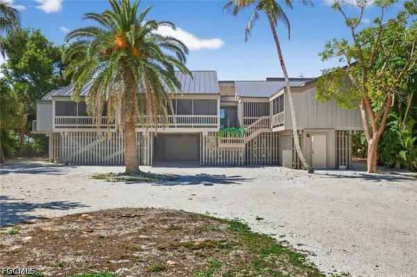 $4,895,000 | 3777 West Gulf Drive, Sanibel, FL 33957