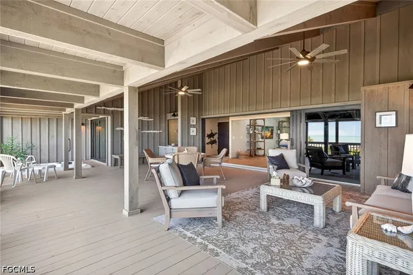 $4,895,000 | 3777 West Gulf Drive, Sanibel, FL 33957