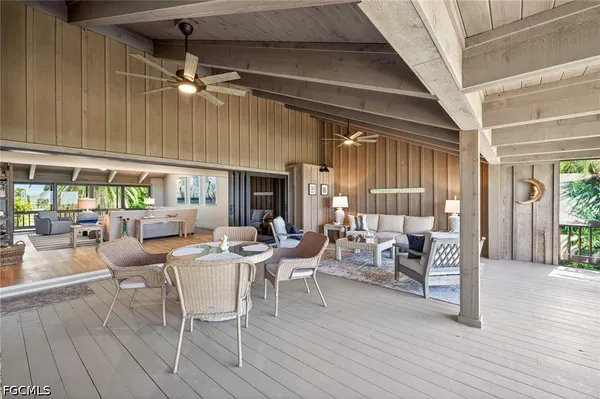 $4,895,000 | 3777 West Gulf Drive, Sanibel, FL 33957