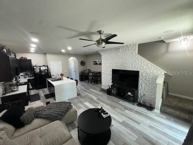 8906 Indigo Trl Loop Riverview, FL 33578 - Photo 8 of 31