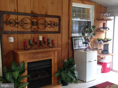 1632 Gibbons Road Point of Rocks, MD 21777 - Photo 16 of 25 Family Room