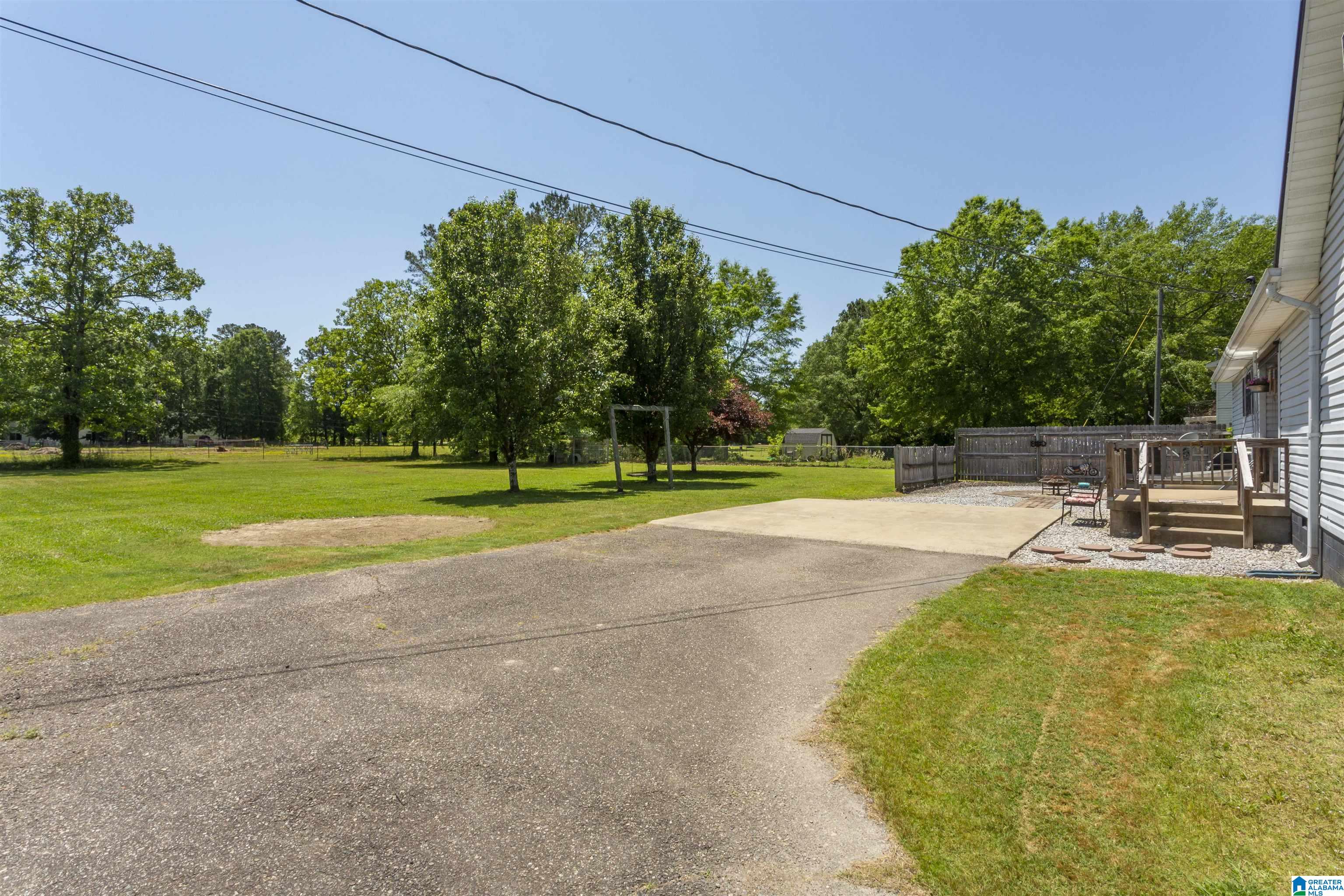 9215 Goodwin Lane Gadsden, AL 35903 - Photo 13 of 41