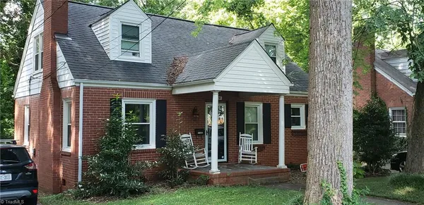 $1,795 | 3814 Walker Avenue, Greensboro, NC 27403