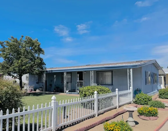 $70,000 | 1701 East Dinuba Avenue, Unit 140, Selma, CA 93662