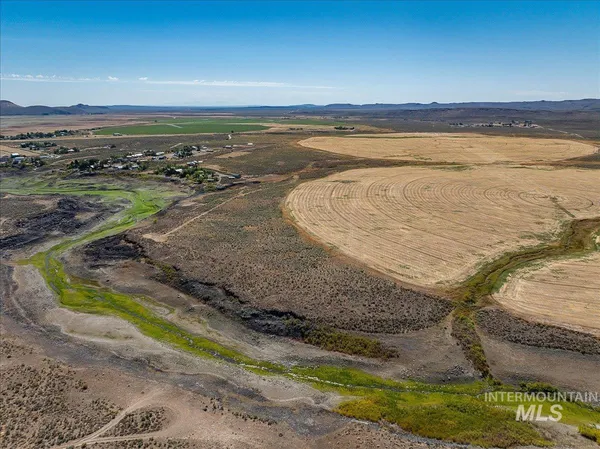 $187,900 | 380 Lakeside Drive, Shoshone, ID 83352