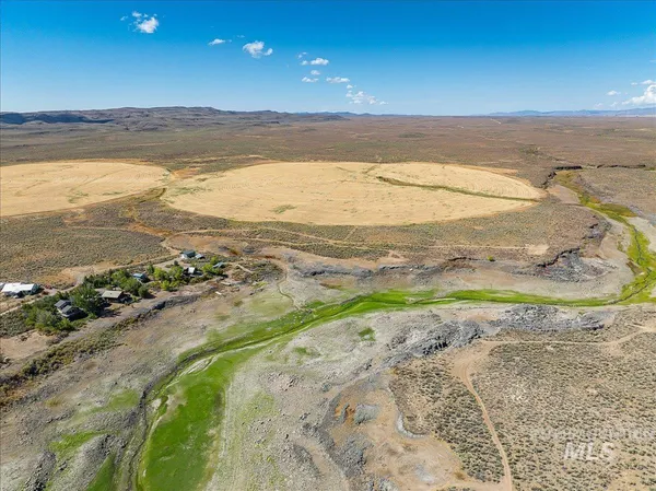 $187,900 | 380 Lakeside Drive, Shoshone, ID 83352