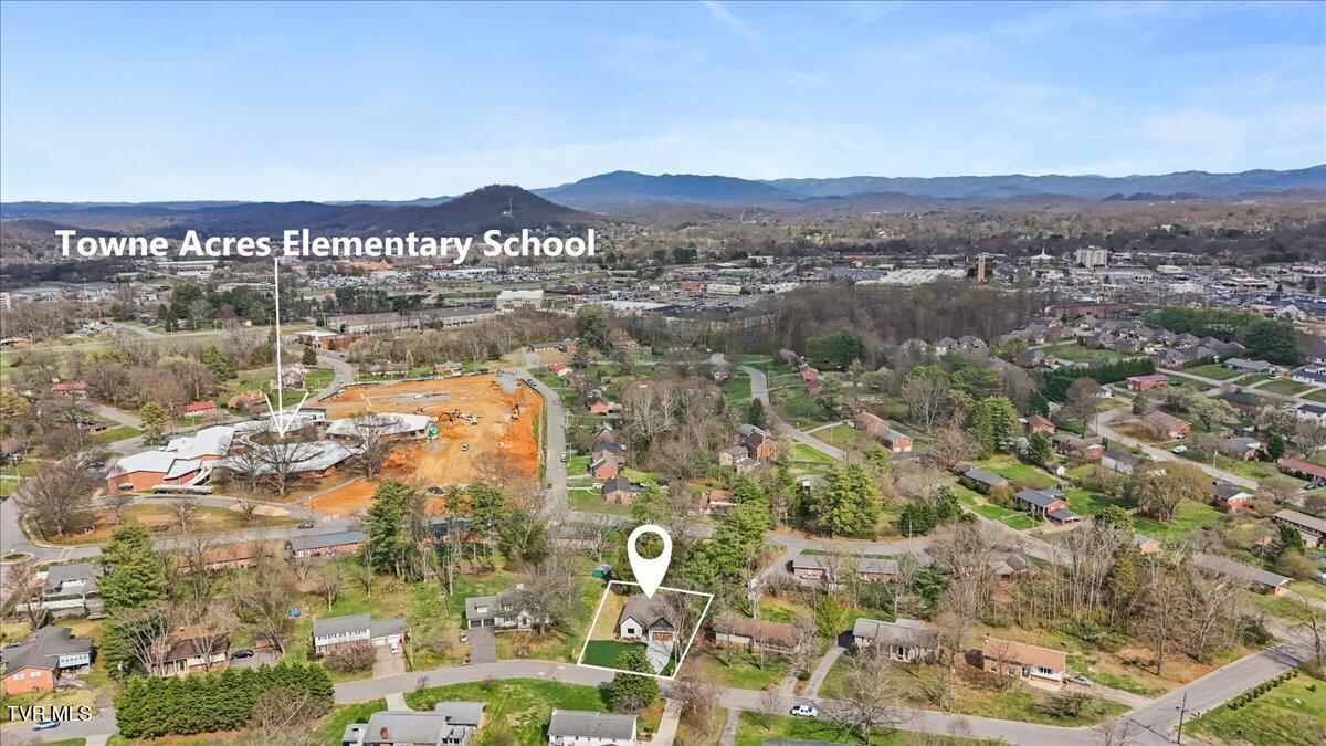 2306 Rambling Road Johnson City, TN 37604 - Photo 4 of 53 04-DJI_20260318153819_0186_D