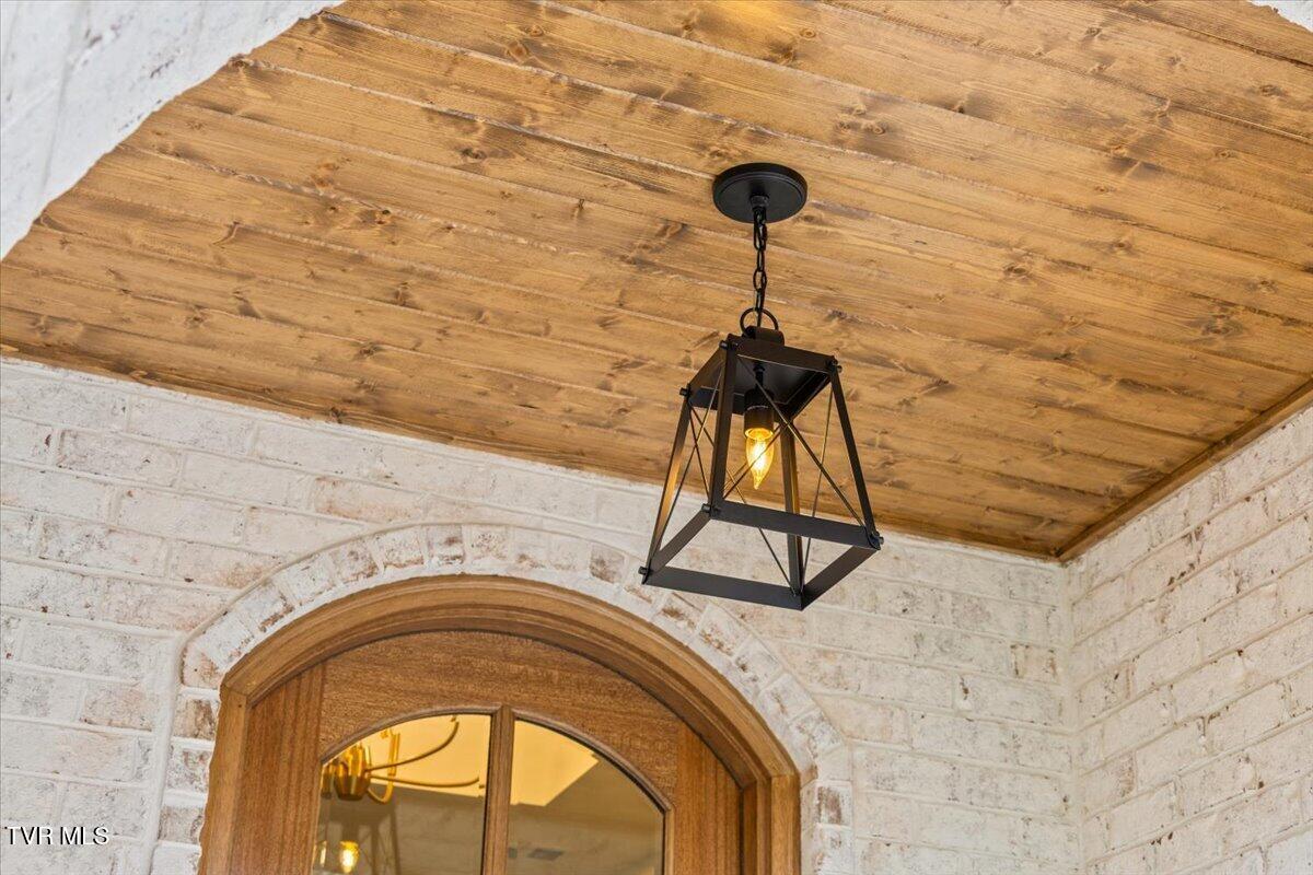 2306 Rambling Road Johnson City, TN 37604 - Photo 7 of 53 07-128A8075