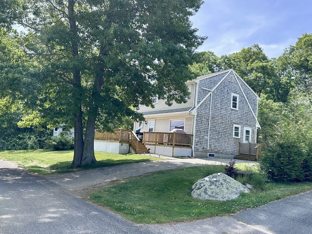 53 Vinebrook Road Plymouth, MA 02360 - Photo 4 of 42 Gallery Image 4