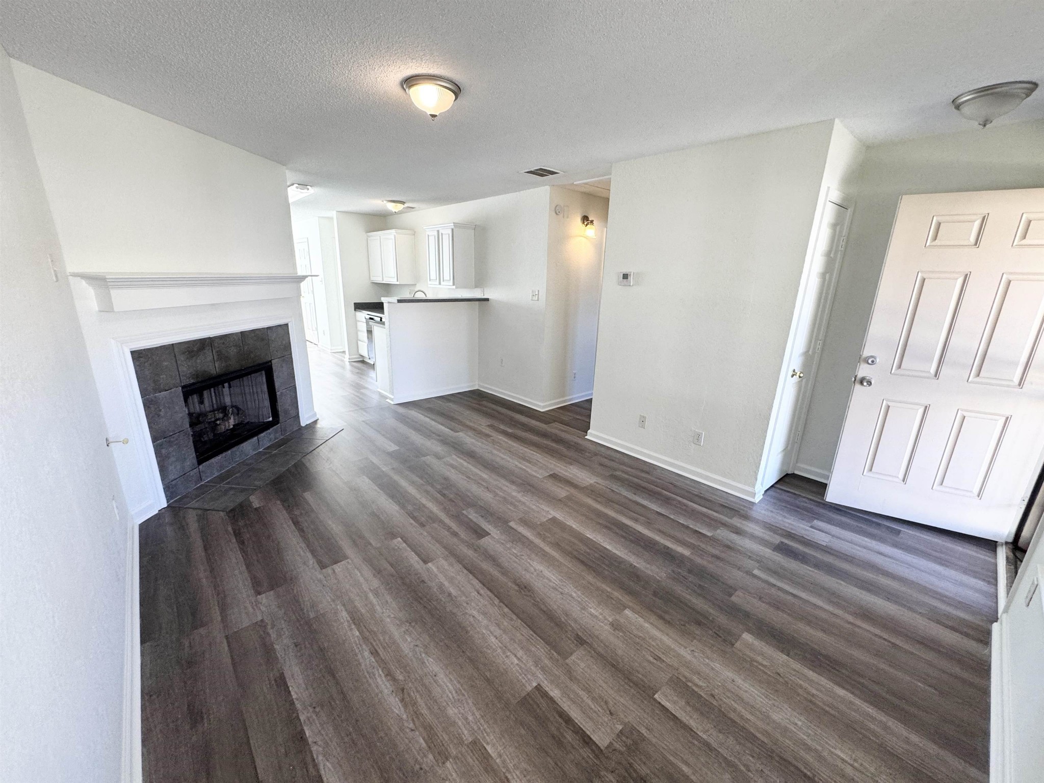 7795 Fallstone Road Memphis, TN 38125 - Photo 3 of 19 Gallery Image 3