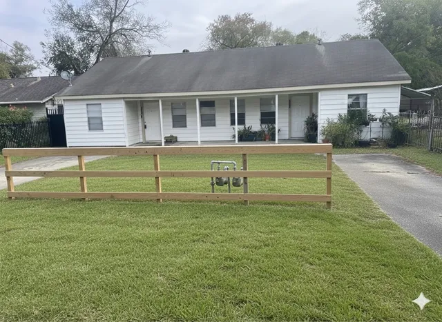 $1,200 | 2617 Oleander Drive, Pasadena, TX 77503