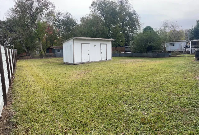 $1,200 | 2617 Oleander Drive, Pasadena, TX 77503