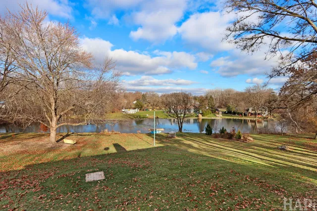a view of a lake with houses