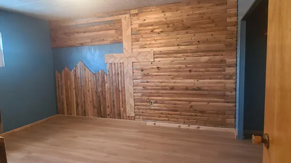 $104,900 | 129 5th Avenue, Madawaska, ME 04756