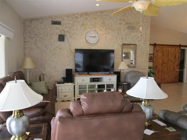 $295,000 | 11411 Southwest Courtney Drive, Lake Suzy, FL 34269