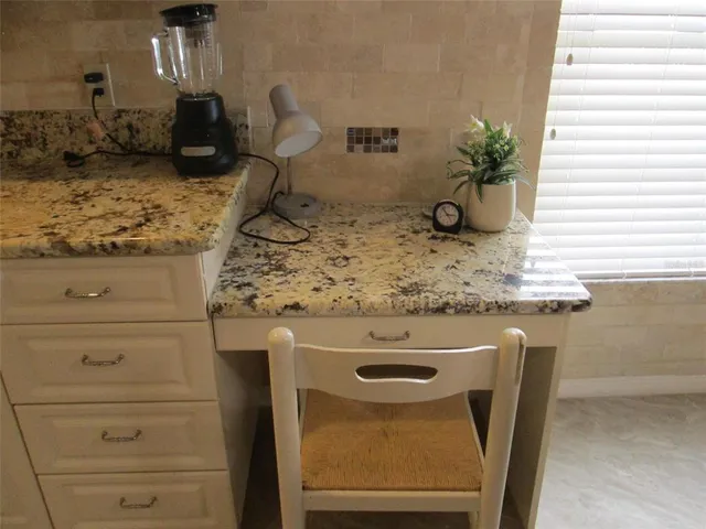 $295,000 | 11411 Southwest Courtney Drive, Lake Suzy, FL 34269