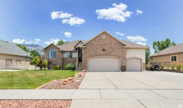$674,000 | 3518 North 2500th St W Farr West, Ogden, UT 84404