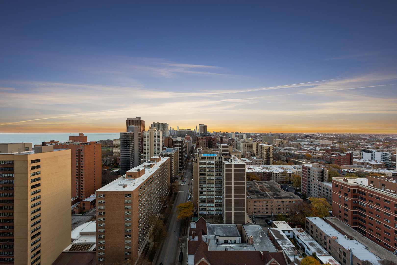 3150 North Sheridan Road, Unit 25CD Chicago, IL 60657 - Photo 13 of 28 a view of a city